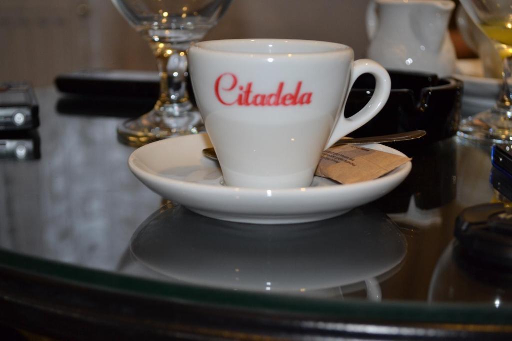 Motel Citadela 023 즈레냐닌 외부 사진